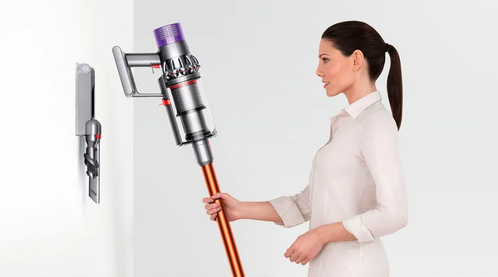Беспроводной пылесос Dyson V10 Absolute (РСТ) Беспроводной пылесос Dyson V10 Absolute (РСТ) - 3