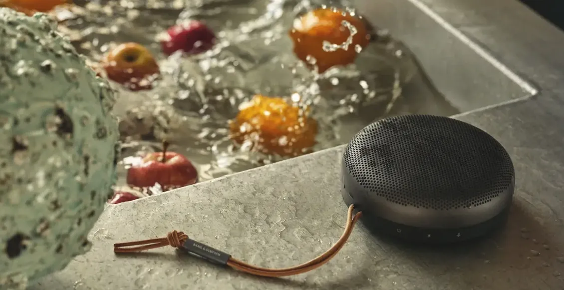 Портативная колонка Bang & Olufsen Beosound A1 2nd Gen розовый Портативная колонка Bang & Olufsen Beosound A1 2nd Gen розовый - 1