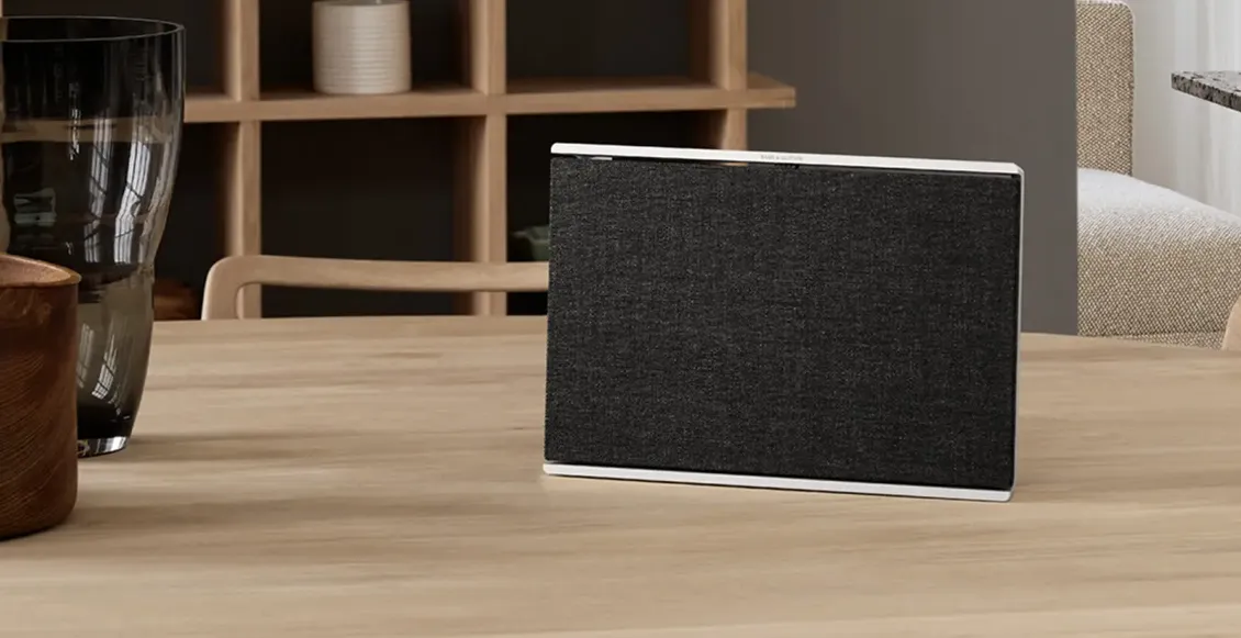 Портативная акустическая система Bang & Olufsen Beosound Level золотой Портативная акустическая система Bang & Olufsen Beosound Level золотой - 4