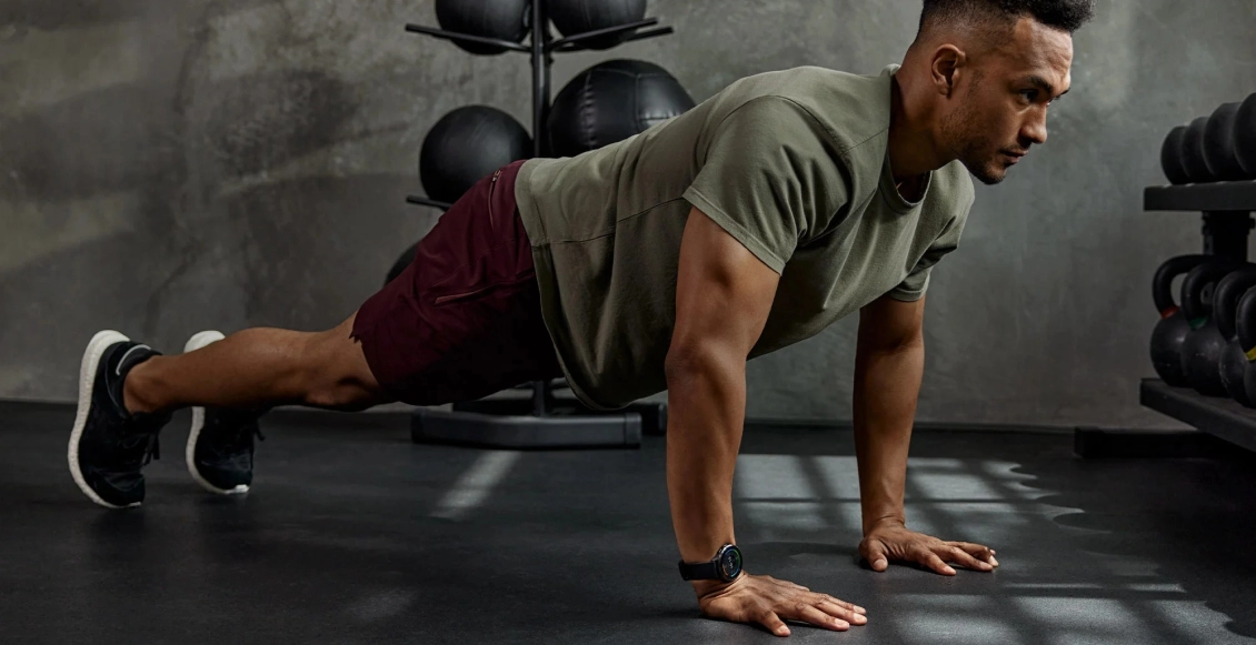 Умные часы Garmin Venu 3 чёрный (чёрный ремешок) Умные часы Garmin Venu 3 чёрный (чёрный ремешок) - 2