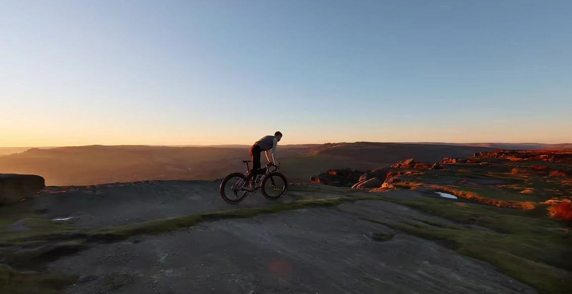 Фотоаппарат Canon PowerShot V1 чёрный Фотоаппарат Canon PowerShot V1 чёрный - 5