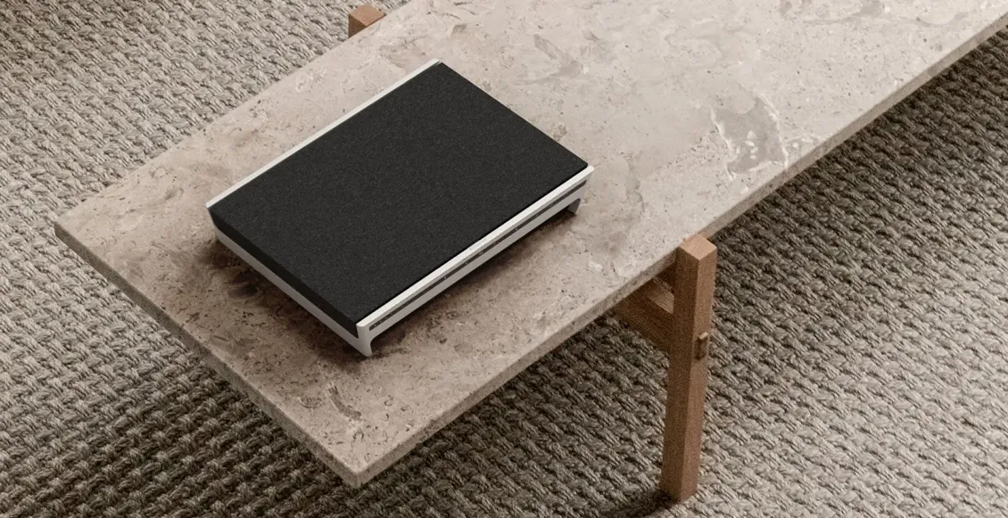 Портативная акустическая система Bang & Olufsen Beosound Level золотой - 1