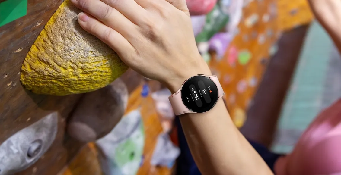 Умные часы Samsung Galaxy Watch FE 40мм чёрный Умные часы Samsung Galaxy Watch FE 40мм чёрный - 5