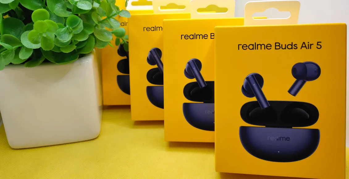 Беспроводные наушники Realme Buds Air 5 белый - 1